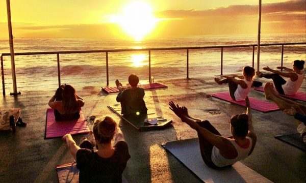 Yoga in Bondi Australia Tours, yoga sunrise