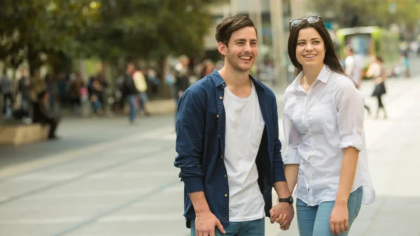 Melbourne Couple looking for an accommodation in Melbourne