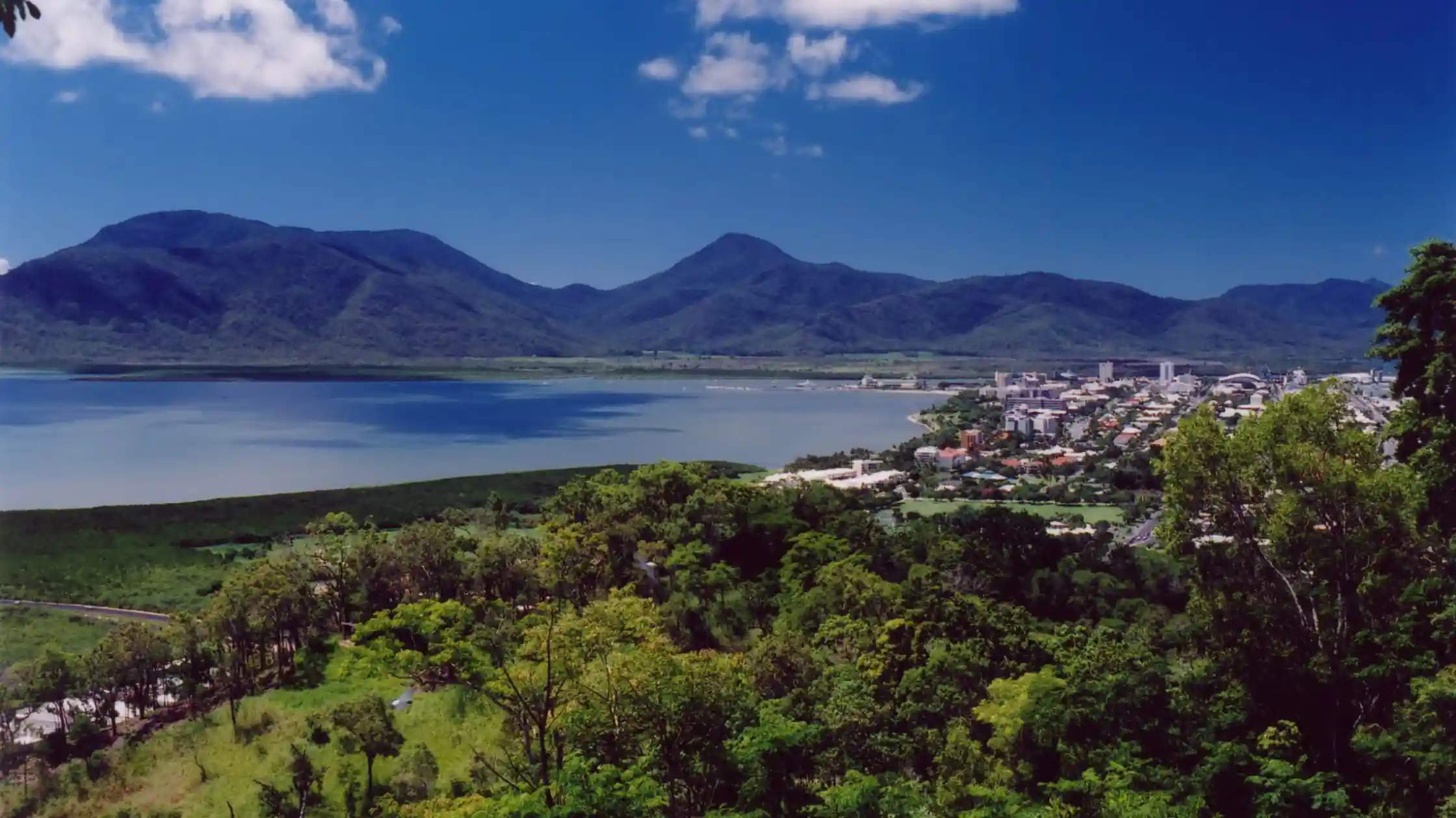 Cairns Tours Cairns Tours